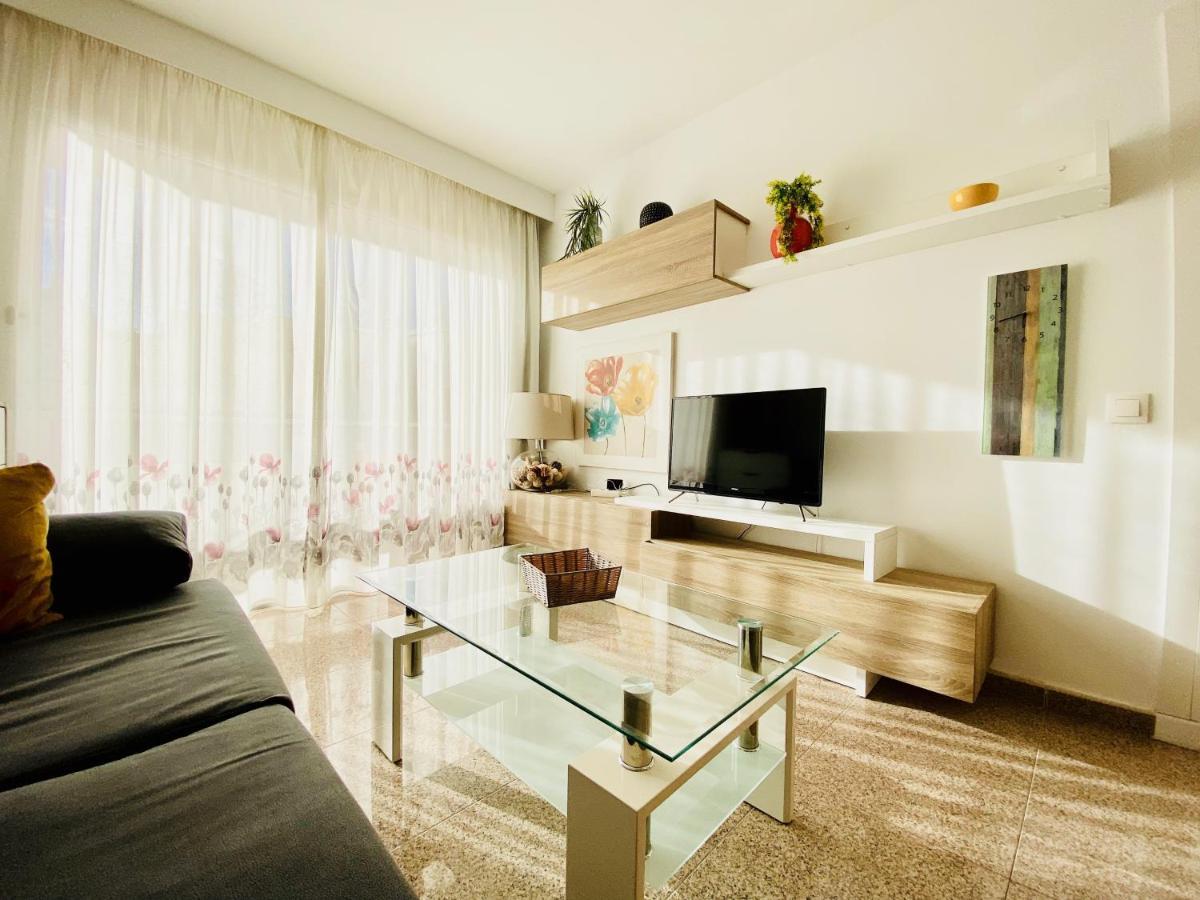 Orange And White Apartment In Yumbo San Bartolomé Exterior foto